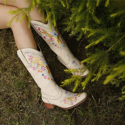 Stylish country style bridal boots for women, featuring floral embroidery and a comfortable design