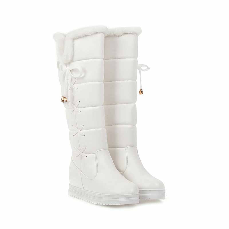 White SD-HK cute winter boots for women with fur lining and lace-up design for warmth and style