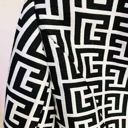 Women's Golden Lion Buttons Maze Pattern Fitted Blazer Jacket