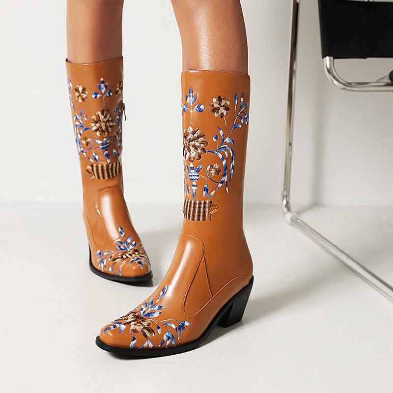 Women's Cowgirl Short Boots Embroidered Boots Chunky Heels Boots