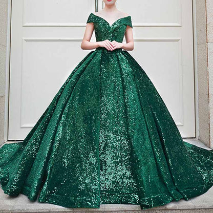 Elegant green metallic ruffle sweep trail evening gown by SD Dresscode & Fashiontrends featuring a stunning design