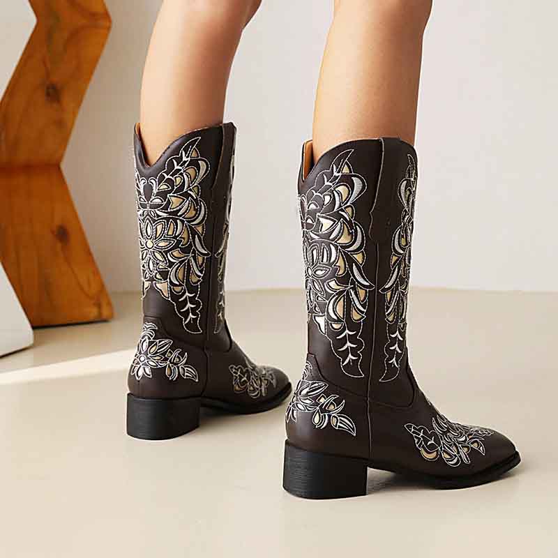 Women's Brown Cowgirl Boots Square Roe Short Embroidered Chunky Boots