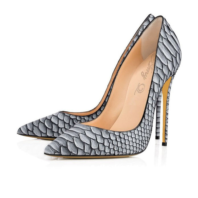 Stylish snakeskin pattern bridal high heels with a pointed toe and elegant stiletto design