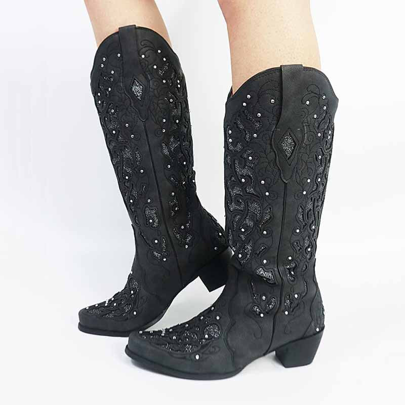 Black Wedding Boots with Intricate Embroidery and Decorative Beads for Bride’s Unique Style