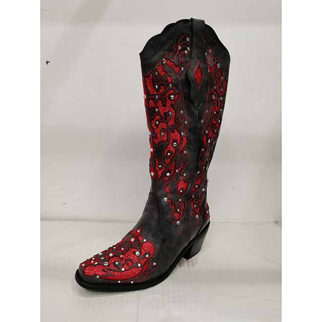 Stylish sd-hk wedding boots with red and silver embroidery for a unique bridal look