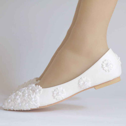 Women's Bridal Stiletto Heel Closed Toe Pumps with Imitation Pearl Applique