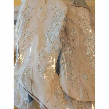 sd-hk white glitter wedding boots with intricate designs and finishing for bridal elegance