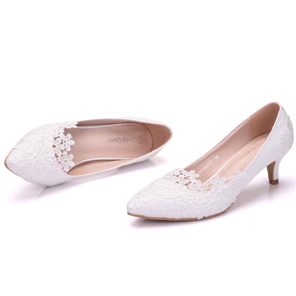 Women Low Heels Closed Toe Pumps Pointy Wedding Bridal Shoes with Stitching Lace